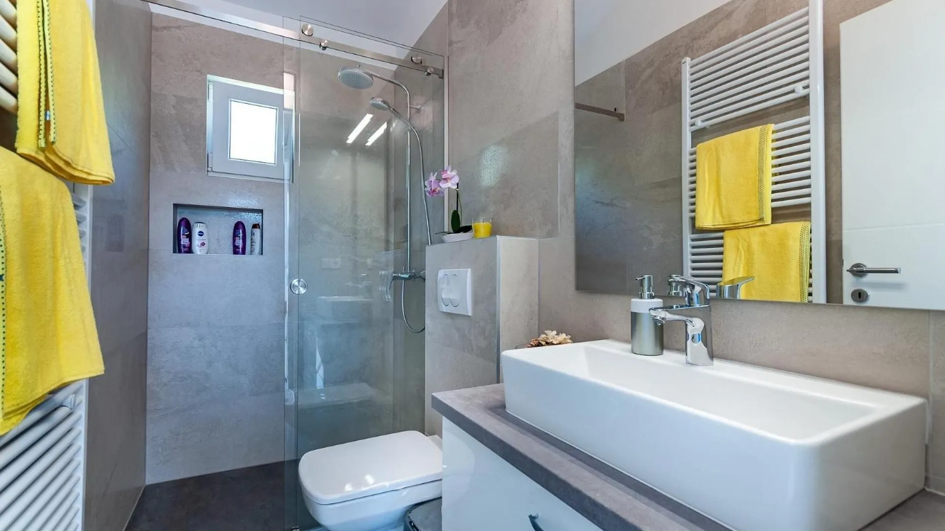 Villa Nona Andrejka - Elegance And Comfort Drivenik 0*,  Croatia
