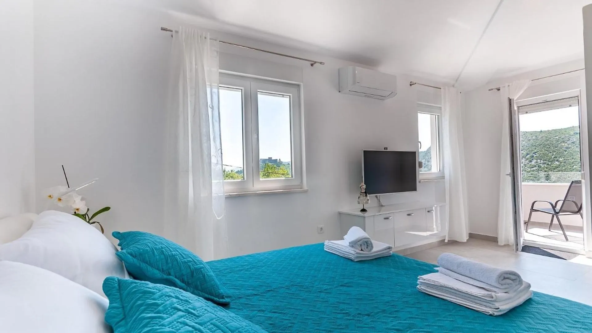 Villa Nona Andrejka - Elegance And Comfort Drivenik Croatia