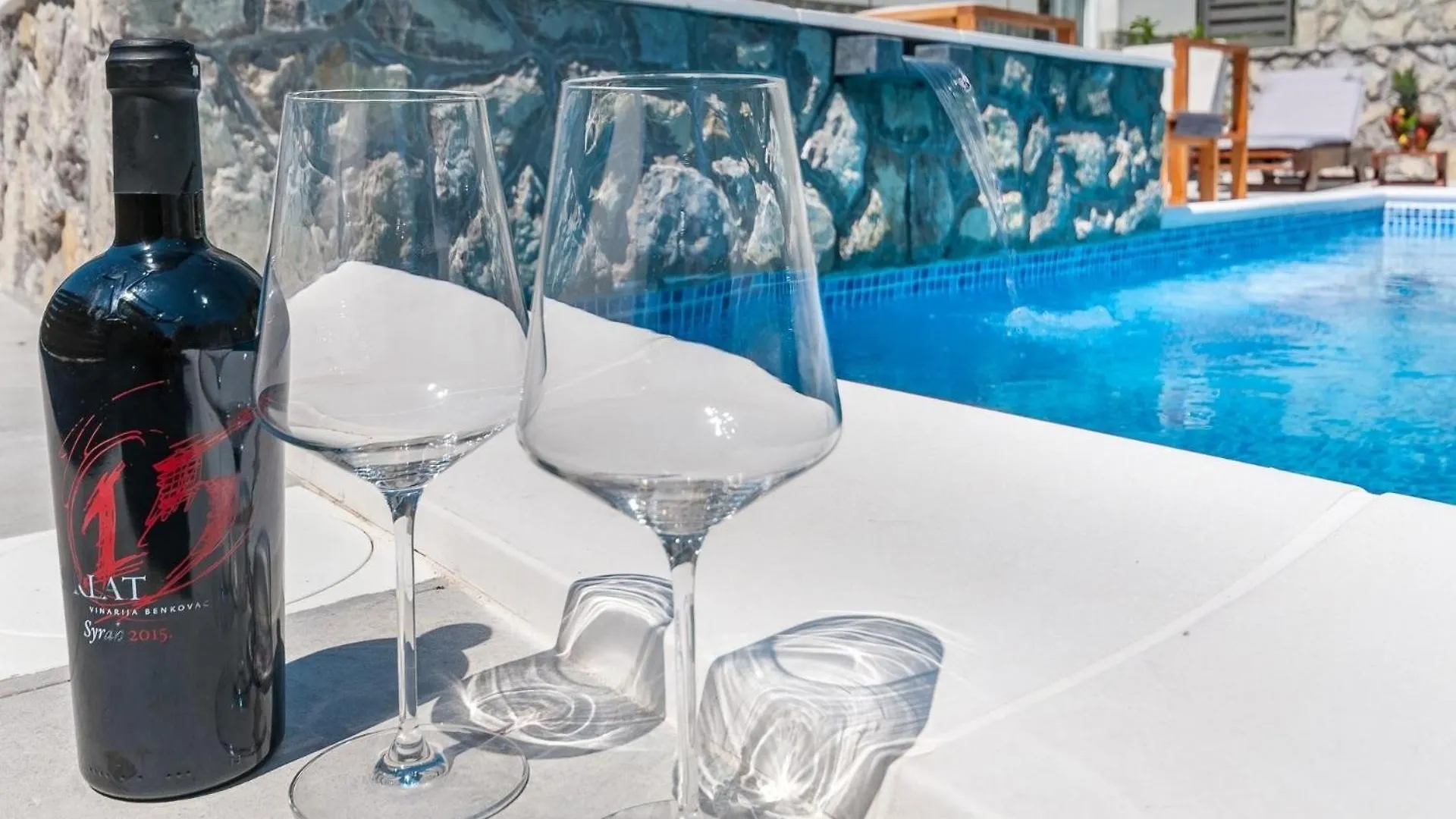 Apartment Villa Nona Andrejka - Elegance And Comfort Drivenik