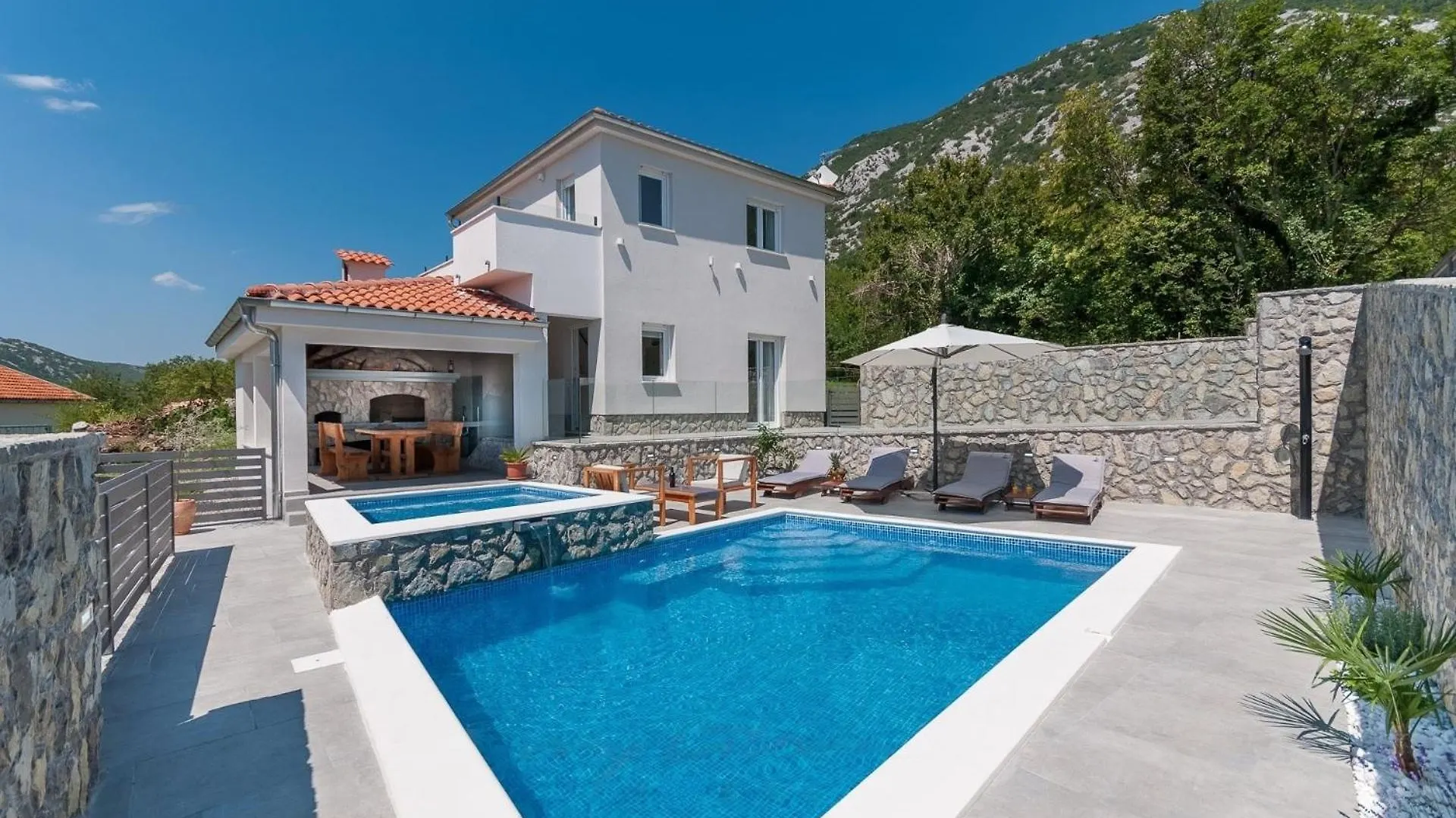Villa Nona Andrejka - Elegance And Comfort Drivenik Apartment